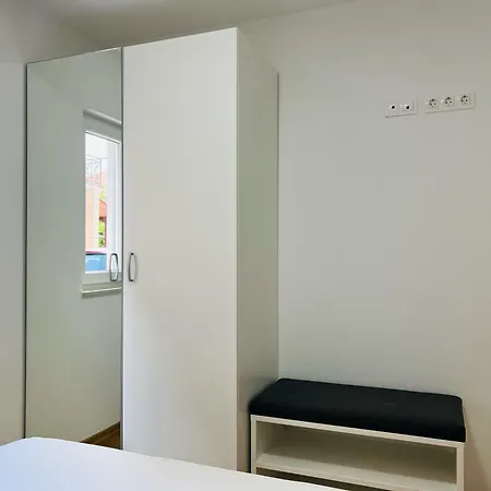 Avis Apartament