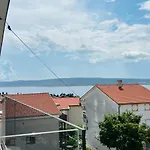 Avis דירה