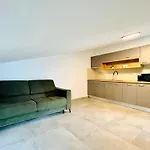Avis דירה