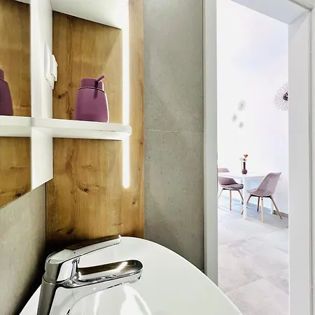 Apartment Avis Selce