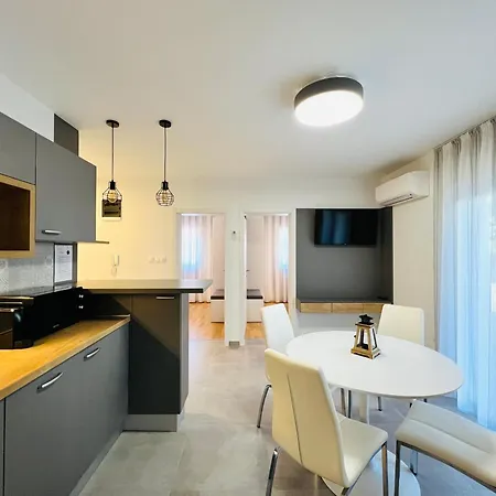 Avis Apartment Selce