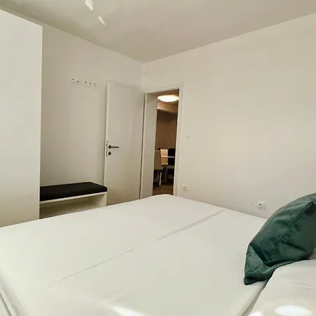 Apartman Avis