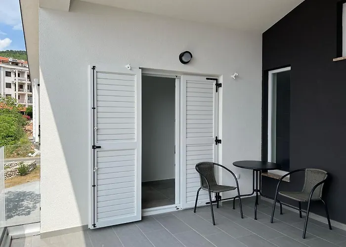 Διαμέρισμα Avis *