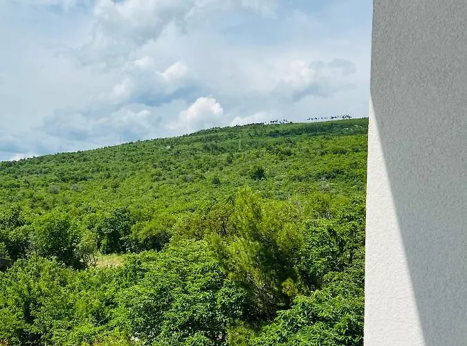 Avis Διαμέρισμα *